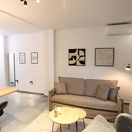 Thita Center * Litóchoron