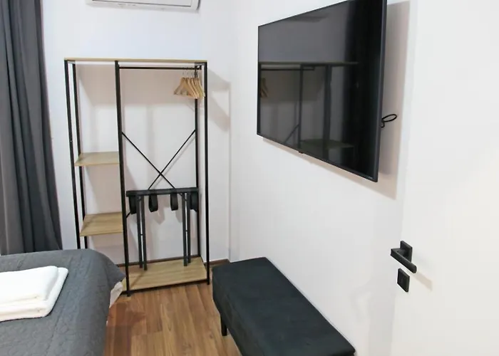 Apartament Thita Center *